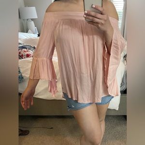 Ladies strapless flowy top